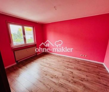 Helle und freundliche 3 Zimmer Wohnung Balkon Garage Küche - Photo 4