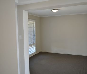 11 Saba Court, Middle Ridge - Photo 5