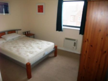 2 bedroom apartment to rent - Photo 4