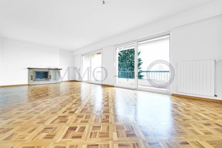 PULLY PLAGE – SPACIOUS AND BRIGHT WITH BALCONY-TERRACE AND LAKE VIEW - Photo 2