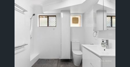 Renovated and fully air conditioned ground floor apartment - Photo 3