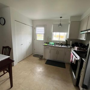 4 1/2 à louer - Photo 2