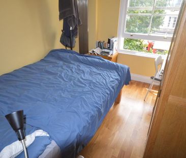 3 bedroom apartment to rent - Photo 3