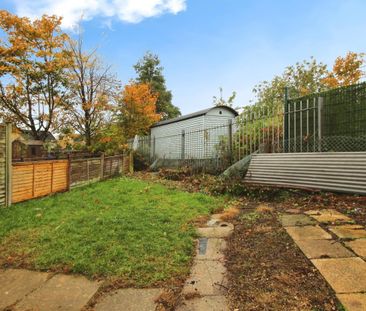 Babington Park, Grange Park, Swindon, Swindon, SN5 - Photo 5