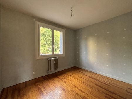 Location Appartement T4 67m² Le Bourget Du Lac - Photo 2