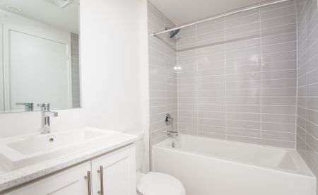For Lease - 17 Lytham Green Circle Circle Unit# 2, Newmarket, Ontario - Photo 5