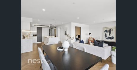 A Unique Masterpiece in Hobart CBD - FURNISHED - Photo 4