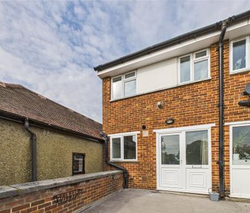 2 bedroom maisonette to rent - Photo 3