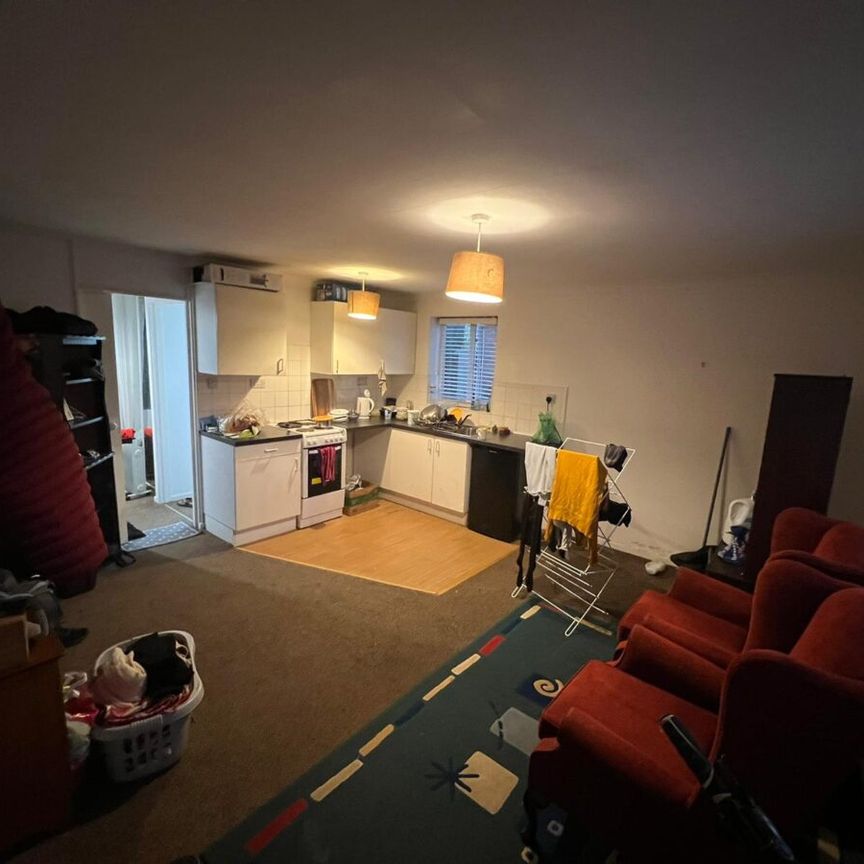 Pickwick Court, TF11, Shifnal - Photo 1