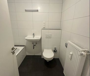 *Geräumige Wohnung - Bezug sofort möglich* - Foto 4