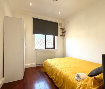 Ferrers Avenue, West Drayton - Photo 1
