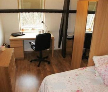 2 Bed - The Gatehouse, St Andrews Street - Photo 5