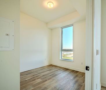 For Lease - 2475 Old Bronte Road Unit# 801, Oakville, Ontario - Photo 3