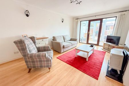 2 bedroom terraced house to rent - Photo 2