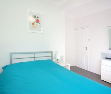 Ansell House – Room 1 - Photo 3