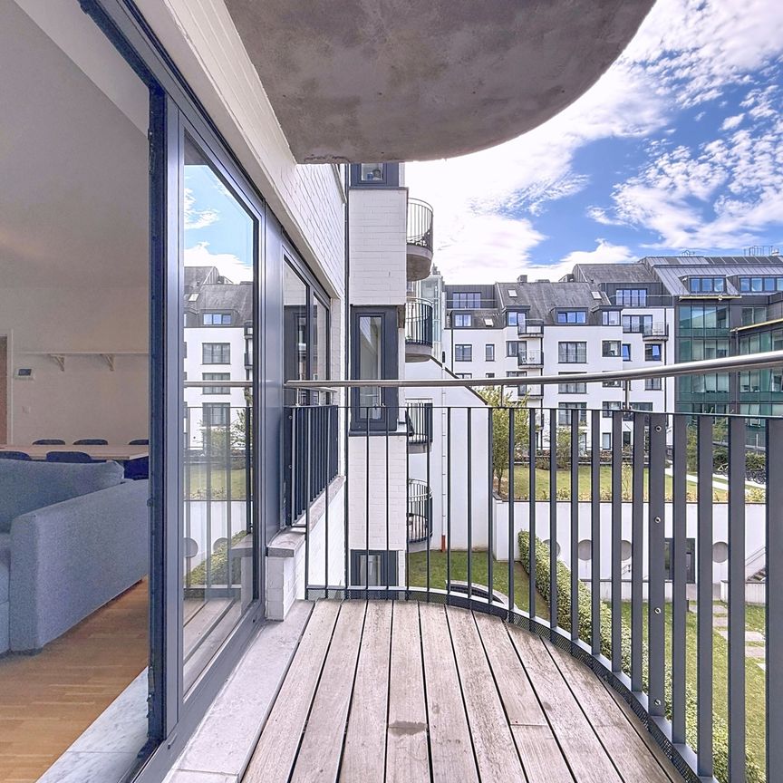 Flat - for rent - Photo 1