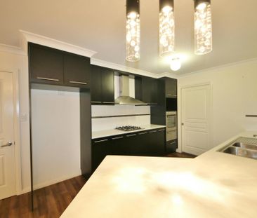 FOUR BEDROOM FAMILY HOME - Photo 3