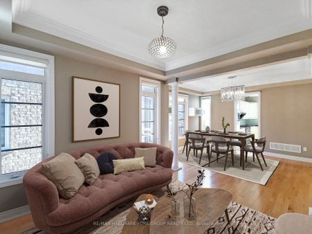 Detached Home For Lease | N9237268 - Photo 2
