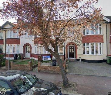 1 Bed Flat, Beccles Drive, IG11 - Photo 1