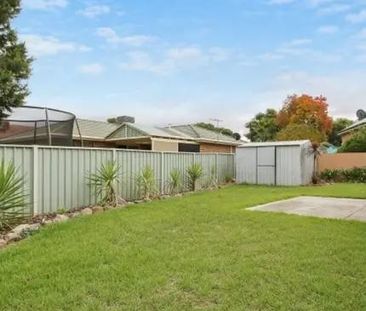 Comfortable Family Living in a Quiet Lavington Location - Photo 2