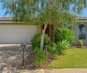 Modern Family Home with Comfort and Convenience! - Photo 6