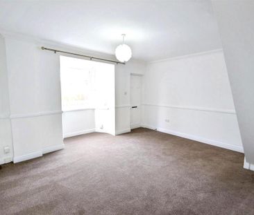 2 bedroom end of terrace house to rent - Photo 1
