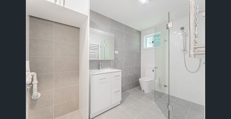 Beautiful Near New Granny Flat - Photo 4