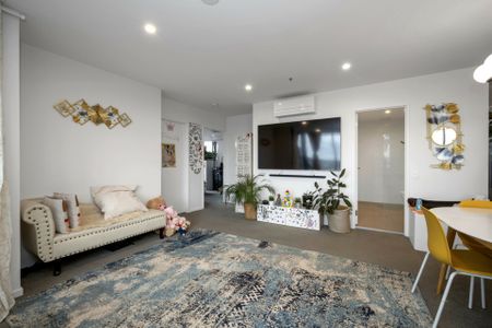 617/15 Bowes Street, Phillip ACT, Belconnen - Photo 2