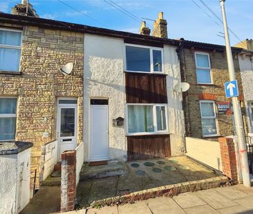 3 bedroom terraced house to rent - Photo 2