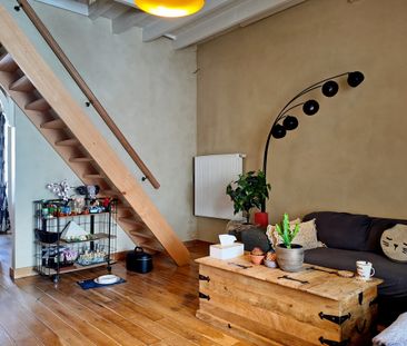 Gezellige instapklare woning met zonnig koertje in Eeklo! - Photo 1