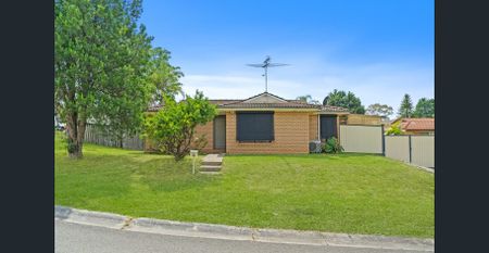 Family Home with air conditioning - Photo 4