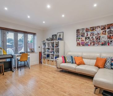 4 bedroom semi-detached house to rent - Photo 1