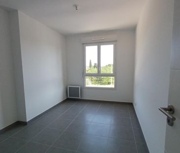 location Appartement T3 DE 58.09m² À BORMES LES MIMOSAS - Photo 3