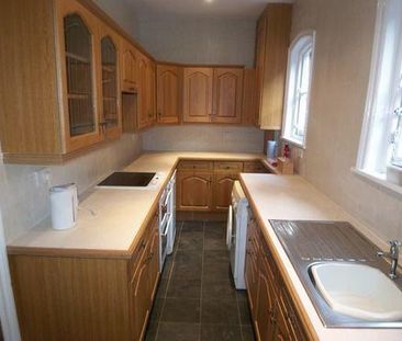 3 bedroom detached house to rent - Photo 6