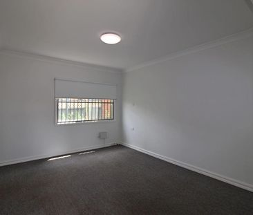 PRIVATE ONE BEDROOM UNIT - Photo 2