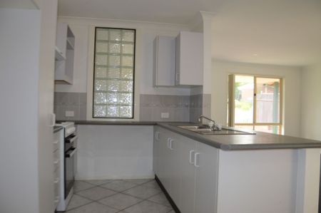 Quiet Cul-De-Sac - Photo 5