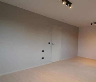 Woning te huur in Izegem voor € 1.400 met 5 slaapkamers - Photo 3