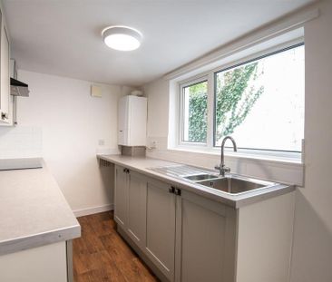 2 bedroom house to rent - Photo 3