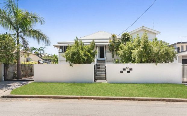 2/109 Perkins Street, 4810, South Townsville Qld - Photo 1