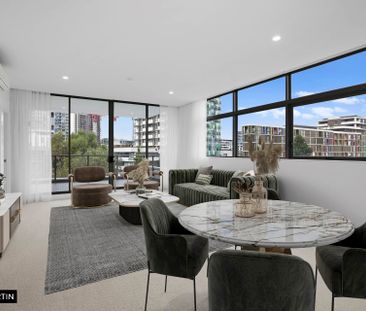 MGM MARTIN – TWO BEDROOM APARTMENT PLUS STUDY - Photo 1