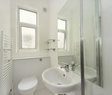 Studio to rent - Photo 6