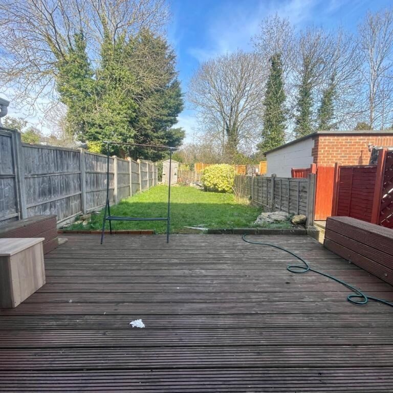 3 Bed Semi-Detached House, Aspen Drive, HA0 - Photo 1