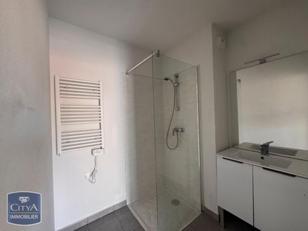 Location Appartement 2 pièces 44m² MARSEILLE 4ème - Photo 5