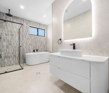 Brand New Spacious Modern Duplex - Photo 5