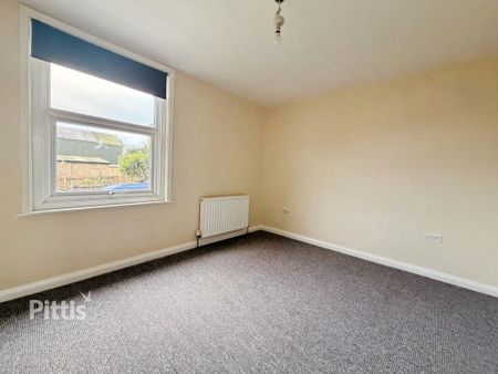 2 bedroom terraced house to rent - Photo 4