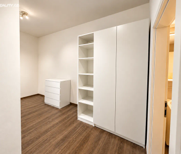 Pronájem bytu 2+kk 66 m² - Photo 1