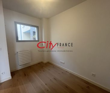 Location Maison 4 pièces 67m² RUEIL MALMAISON 92500 - Photo 3
