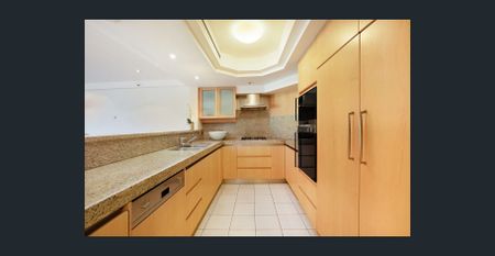 Sydney's Premiere Address steps from Opera House | Unfurnished - Photo 4