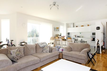 2 bedroom apartment to rent - Photo 2