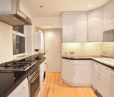 2 bedroom ground floor flat to rent - Photo 4